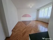 Apartament 4 camere ultracentral, cu beci si garaj – St...