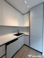 Apartament de vanzare semidecomandat ,2 camere 57mp , zona V