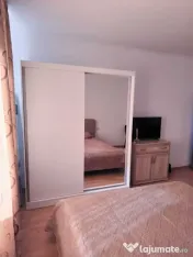 Garsoniera 27 mp, baie si chicineta proprie, complet mobilat 