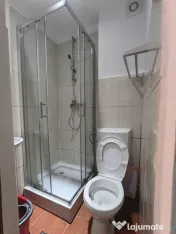 Garsoniera 27 mp, baie si chicineta proprie, complet mobilat 