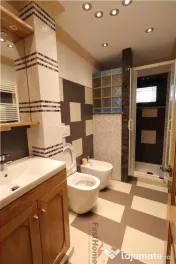 Apartament 3 camere, etaj 1, Supermaket Lidl - super lux -