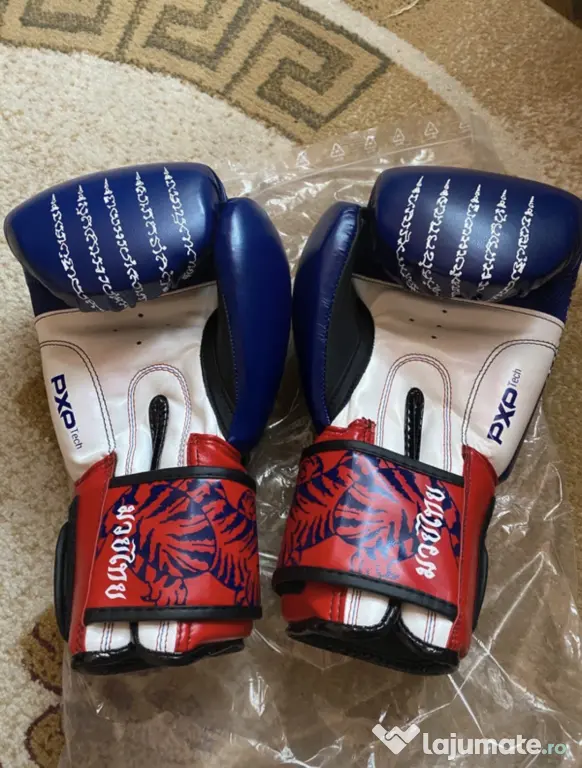 Manusi de box diverse