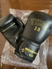 Manusi de box diverse