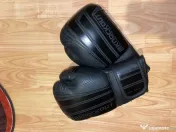 Manusi de box diverse