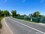 Teren intravilan 1025 mp cu acces utilitati si la drum in Si