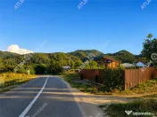 Teren intravilan 1025 mp cu acces utilitati si la drum in Si