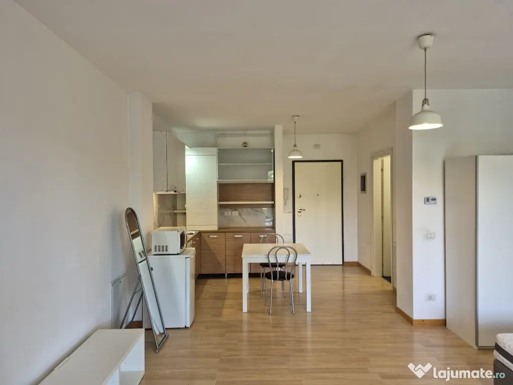 Inchiriez Apartament cu 1 camera tip Studio (mare) 45mp, terasa 7mp - Timisoara (Timis)