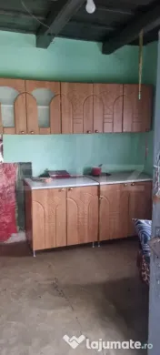 Casa cu 2corpuri+anexe