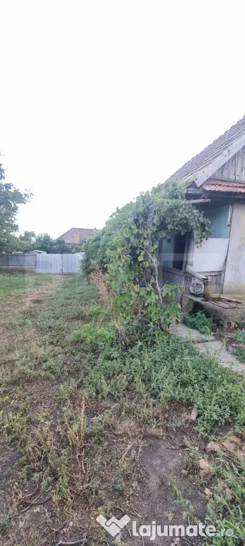 Casa cu 2corpuri+anexe - Tritenii De Sus (Cluj)