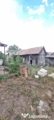 Casa cu 2corpuri+anexe