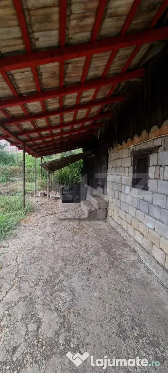 Casa cu 2corpuri+anexe - Tritenii De Sus (Cluj)