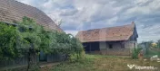 Casa cu 2corpuri+anexe