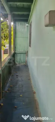 Casa cu 2corpuri+anexe