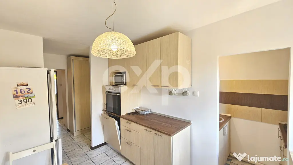 De vanzare apartament 3 camere in zona Mihai Bravu - Ploiesti (Prahova)
