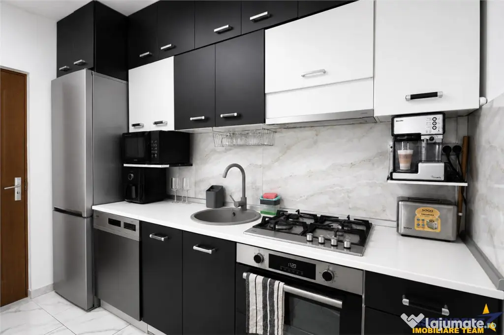 Apartament 2 camere decomandat, cu terasa, gradina si parcar - Brasov (Brasov)