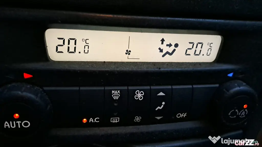 RENAULT Laguna 2003 — imagine 10