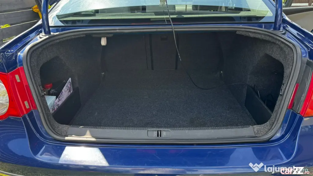 Passat B6 2.0 FSI - Iasi (Iasi)