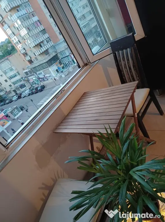 Persoana fizica,Apartament 3 camere,Centru-Gara-Arcu