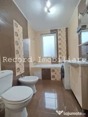 Apartament 3 camere cu gradina 100 mp mobilat zona Eroilor in Floresti