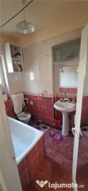 Apartament decomandat cu 2 intrari zona Balcescu-Odobescu 