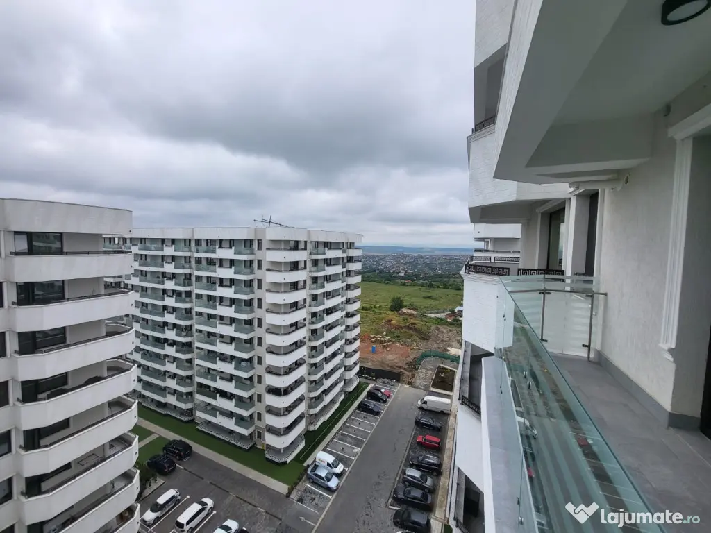 Royal Town Apartament pentru tine sau investitie - Iasi (Iasi)