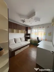 Apartament 3 camere, 82 mp, ultracentral – balcon, boxă