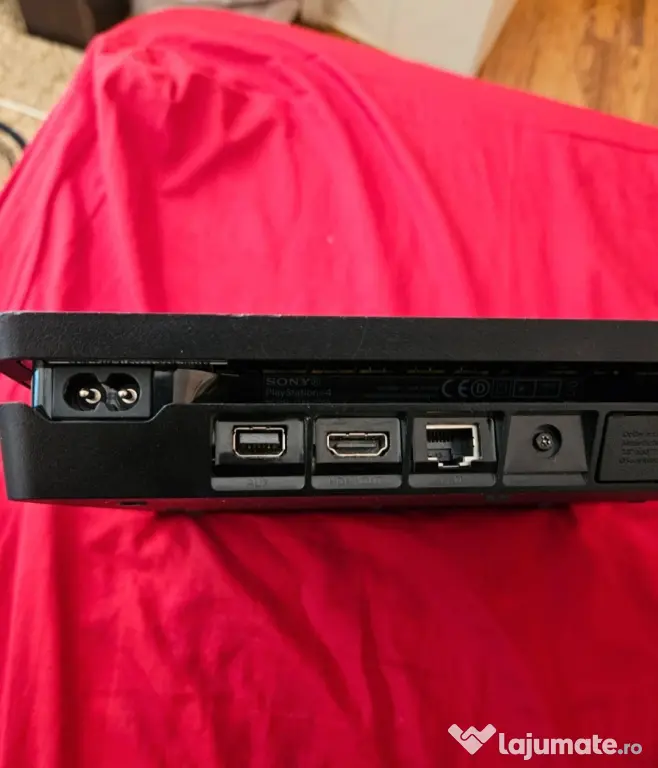 PS4 Slim+Controller