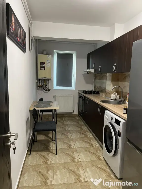 Proprietar Apartament 2 camere de închiriat+Loc de parcare (Ozana/Pallady)
