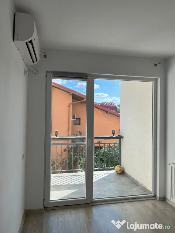 Proprietar Apartament 2 camere de închiriat+Loc de parcare (Ozana/Pallady)