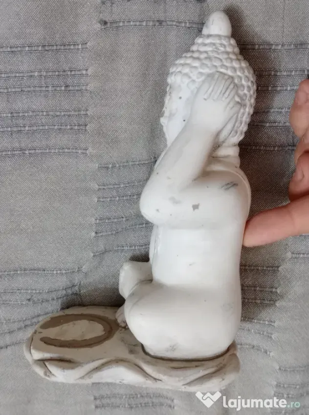 Statueta Buddha "nu aud raul" din ghips/ceramica 18 cm.