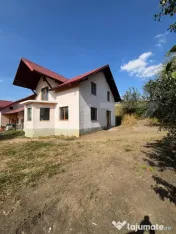 Casă la Roșu 220 mp Utili + Teren 1.000 mp | Frumoasa | Ga 