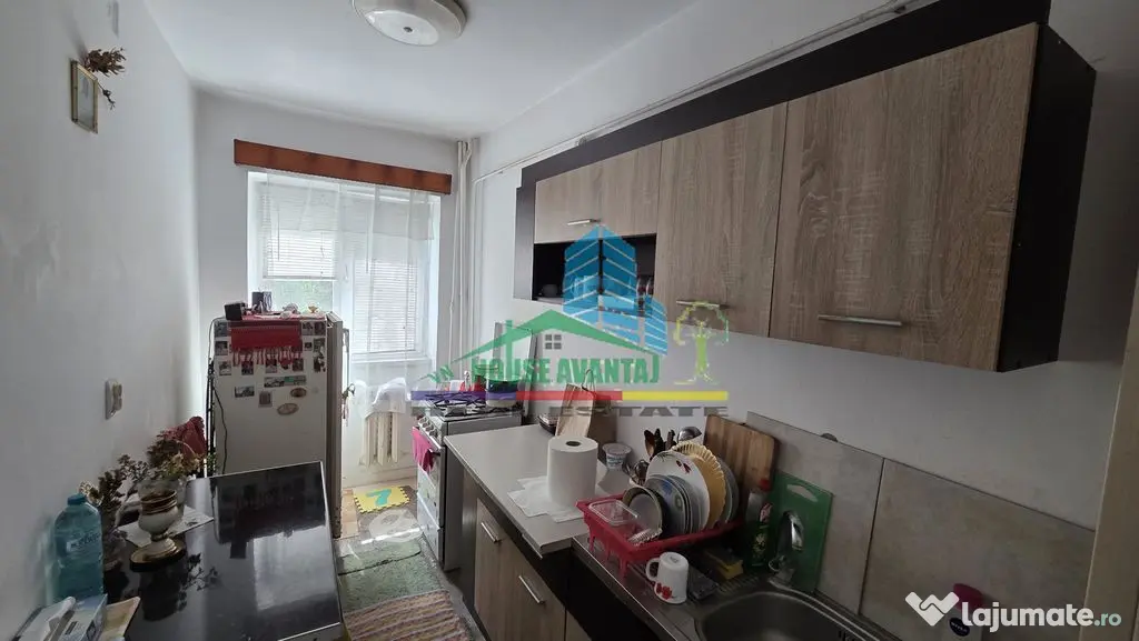 Apartament 3 camere la etajul 1 – Zonă Comisariat - Focsani (Vrancea)