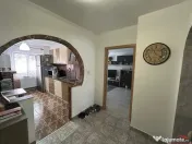 Apartament cu 3 camere, de , zona Brailei, Kauffland