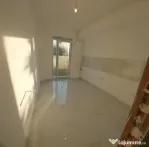 40 mp curte proprie si apartament decomandat 2 camere
