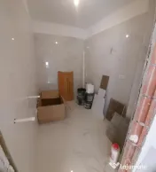 40 mp curte proprie si apartament decomandat 2 camere