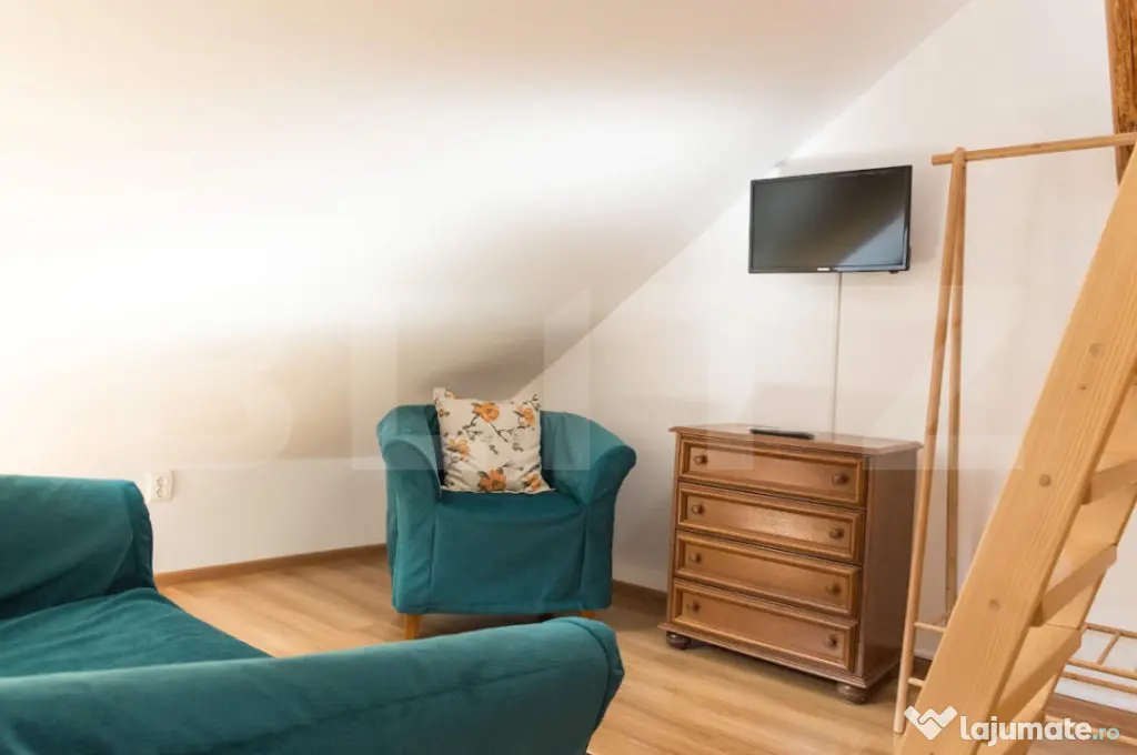 Garsonieră 32 mp | Mansardă | Centrul Vechi | Zona Memoran - Brasov (Brasov)