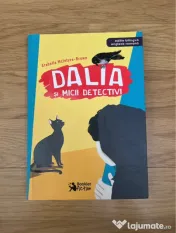 Carte “Dalia si micii detectivi”