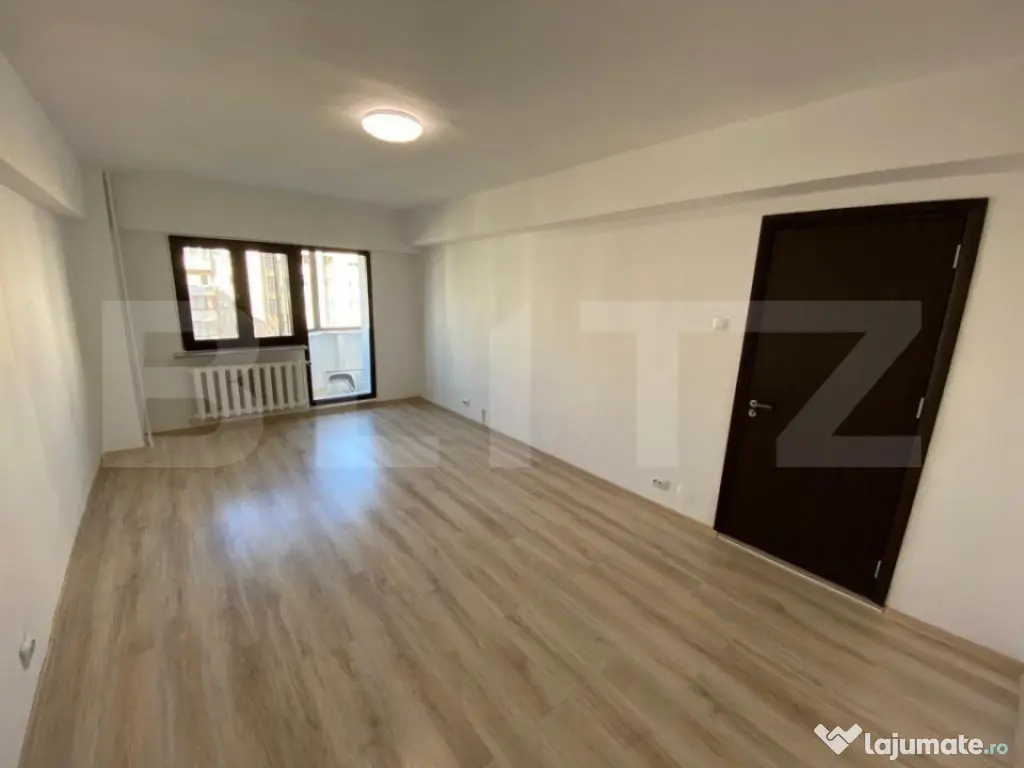 Apartament 3 camere, 80 mp, pretabil spatiu birouri, zona Ul - Craiova (Dolj)
