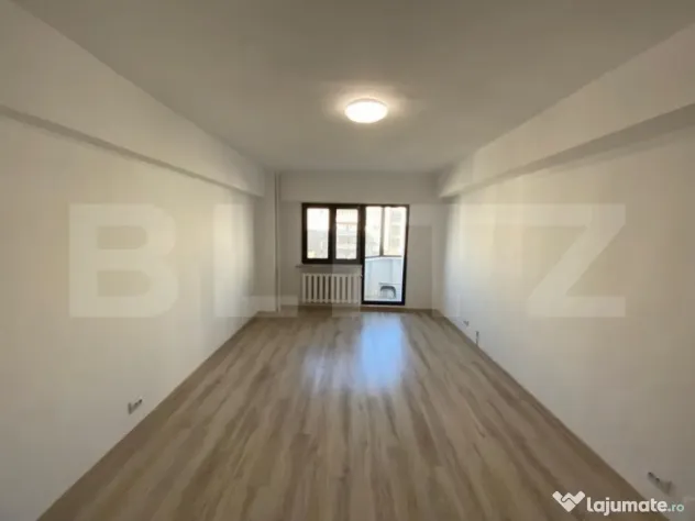 Apartament 3 camere, 80 mp, pretabil spatiu birouri, zona Ul - Craiova (Dolj)