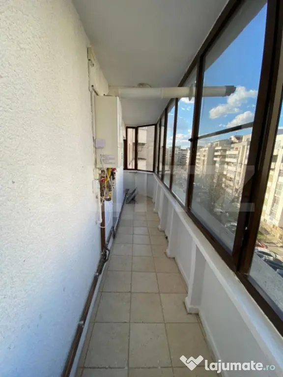 Apartament 3 camere, 80 mp, pretabil spatiu birouri, zona Ul - Craiova (Dolj)