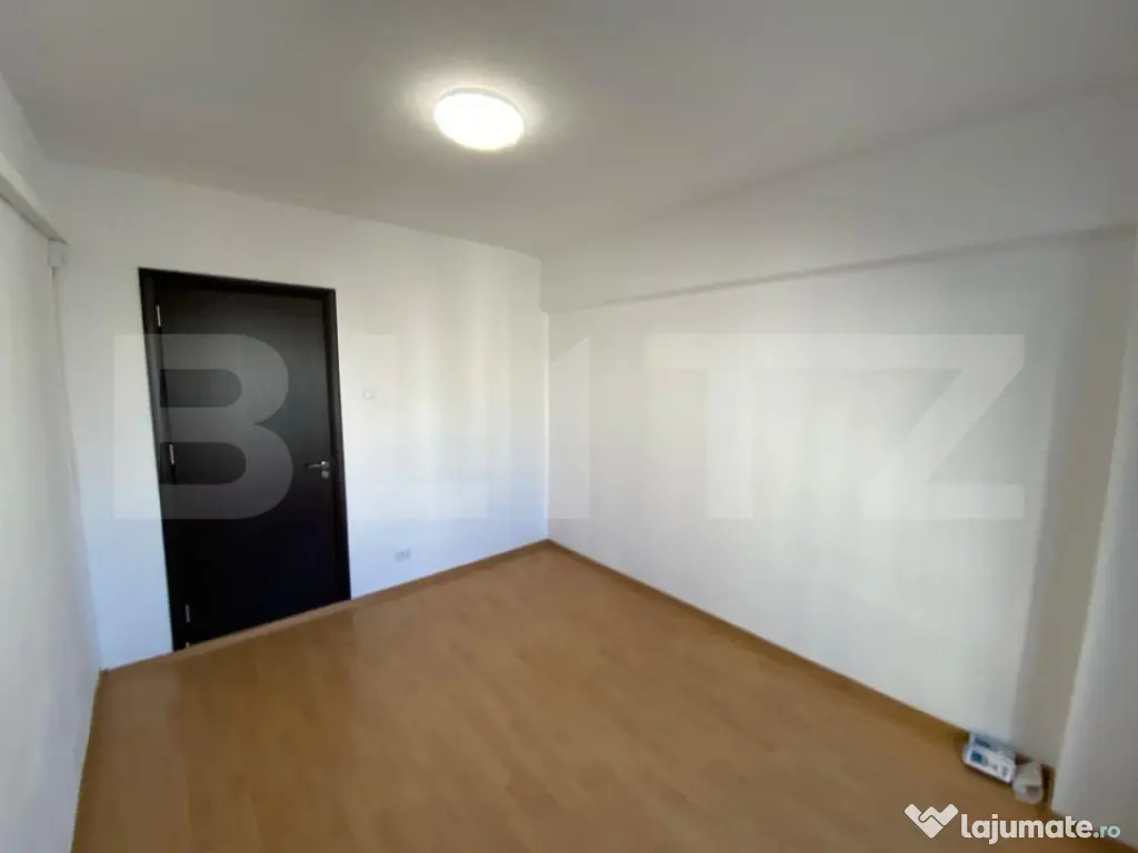 Apartament 3 camere, 80 mp, pretabil spatiu birouri, zona Ul - Craiova (Dolj)