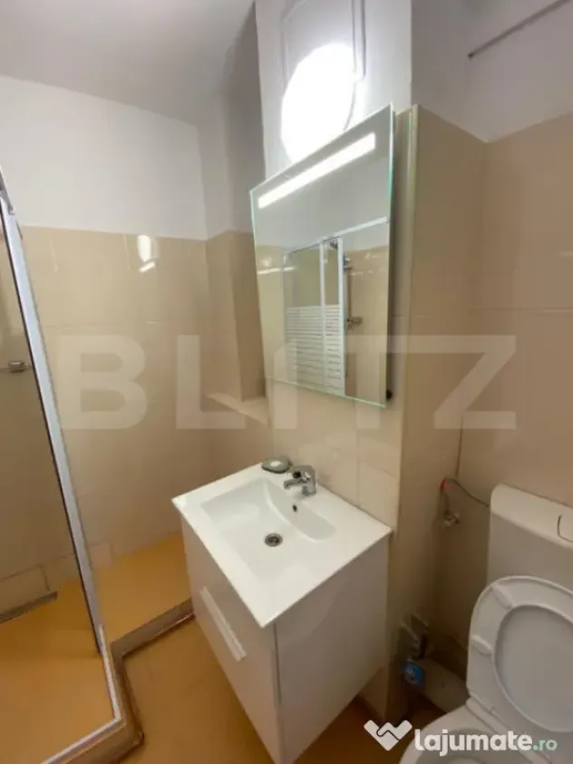 Apartament 3 camere, 80 mp, pretabil spatiu birouri, zona Ul - Craiova (Dolj)