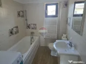 De Vânzare Casă - Duplex cu 3 camere 