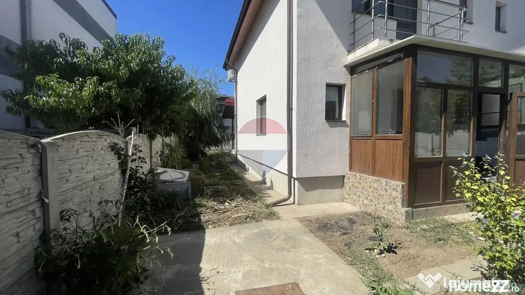 De Vânzare Casă - 3 camere, Etaj - Berceni (Bucuresti-Ilfov)
