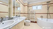 Apartament 3 camere l Primaverii l Parcare 