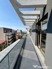 Penthouse 3 camere Aviației, centrală, et. 5, an 2026
