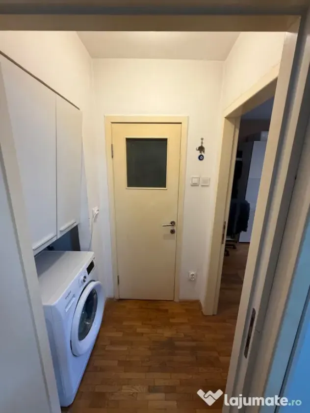 Calea Giulești, 2 camere, semidecomandat, etaj 4, suprafaț - Bucuresti (Bucuresti-Ilfov)