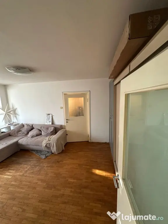 Calea Giulești, 2 camere, semidecomandat, etaj 4, suprafaț - Bucuresti (Bucuresti-Ilfov)