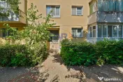 3 camere decomandat, etaj 1, două balcoane 