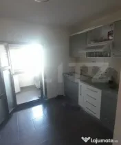 Investiție Excelentă! 3 Camere DE VANZARE, Chiriaș + 450? 